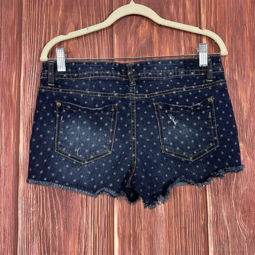 Lei Ashley Low Rise Shorts Dark Wash Distressed Juniors Size 9 - Picture 4 of 5